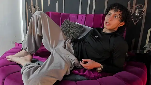 Chat XXX ao vivo de JayTaylorr