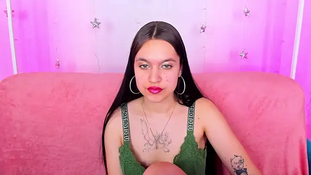 Онлайн чат XXX AishaTempt