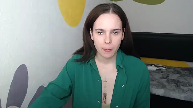 mini_girly Adlı Modelin Canlı XXX Sohbeti