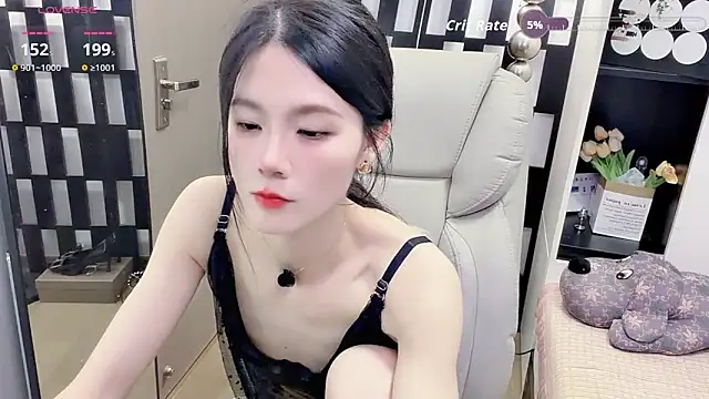 Yueyue-MM Adlı Modelin Web Kamerası Şovu