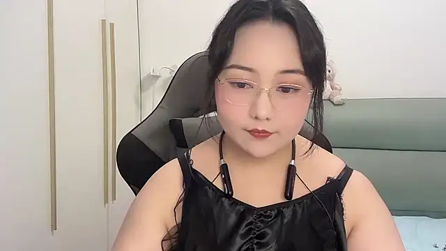 Susu-36E's Live XXX Chat