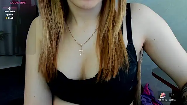XXX chat uživo modela Lori_Bllossom