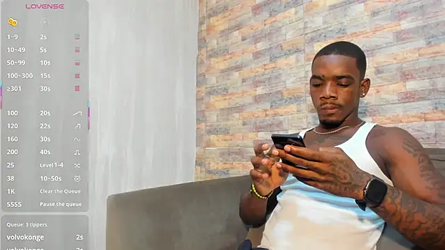 XXX chat uživo modela aron_clark