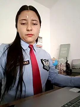 Queen_linda1 Adlı Modelin Canlı XXX Sohbeti