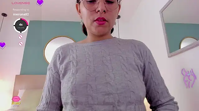 Chat +18 de lucy_blue28 ao vivo
