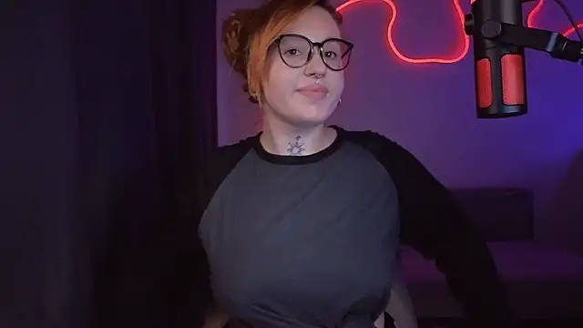 The_Full_Red_Moon Chat XXX live