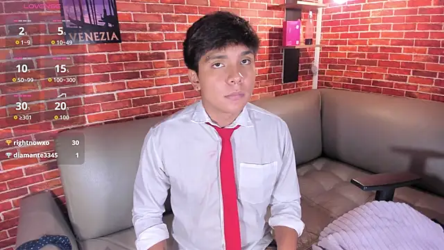 Chat +18 de Thiago_Kozak ao vivo