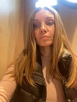 miss_darsi's Live XXX Chat