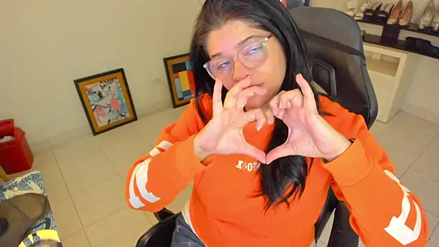 BellaFlaming's Live XXX Chat