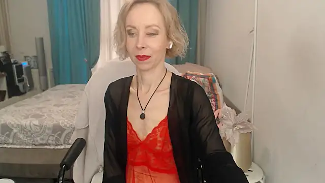 LuxuryNika Live XXX-chat