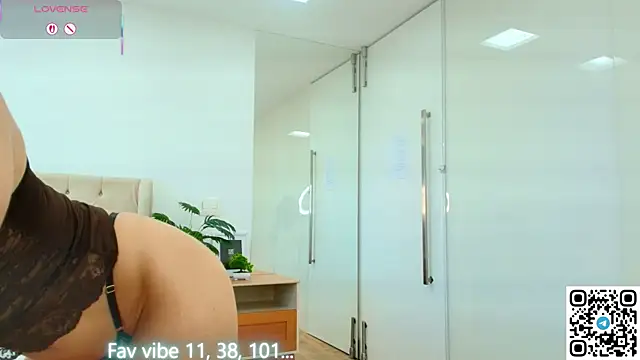 Milf_Tea live XXX chat