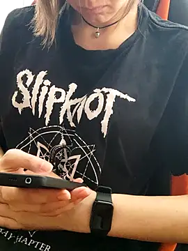 Aashikalaa 라이브 XXX 채팅