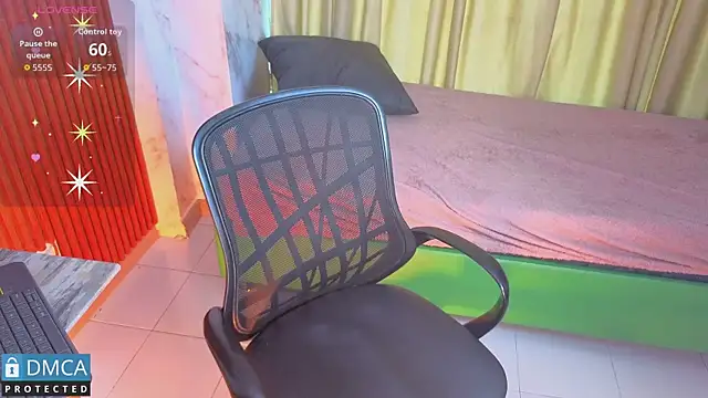 XXX chat uživo modela nena_cupcake_