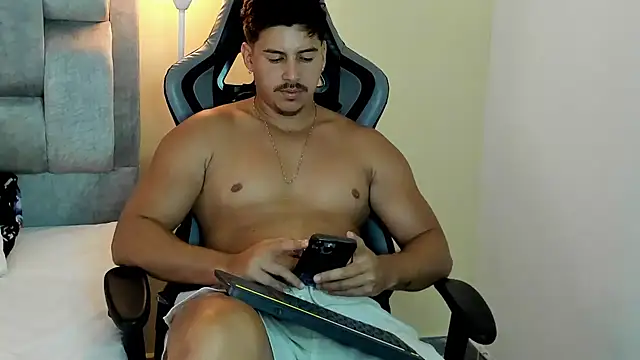 Chat XXX en directo de victor_vixen