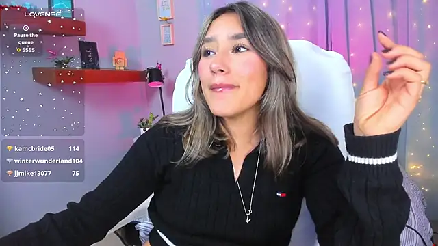 XXX chat uživo modela _Sophie__miller
