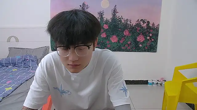 KK-cuteboy Show Webcam