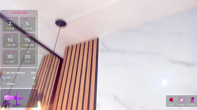 Madyson18 live XXX chat