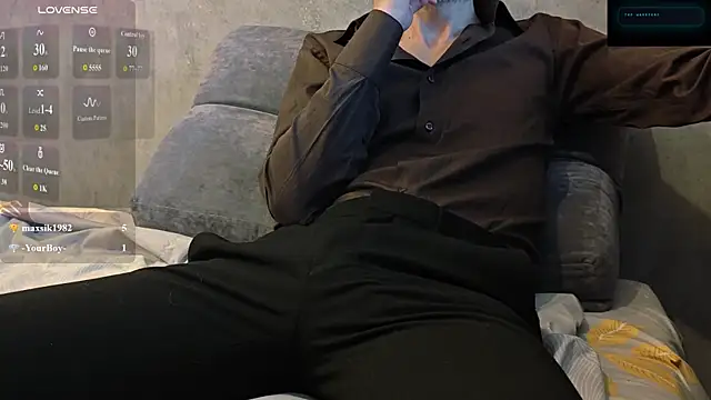 TommyShe1by's Live XXX Chat