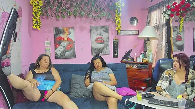 lesbiancuple – webcam-show