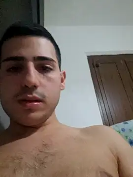 Nicolas3091 Show in webcam