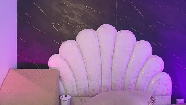 _MiaBrown_ লাইভ XXX চ্যাট
