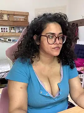 Curvydesifromgermany's Webcam Show