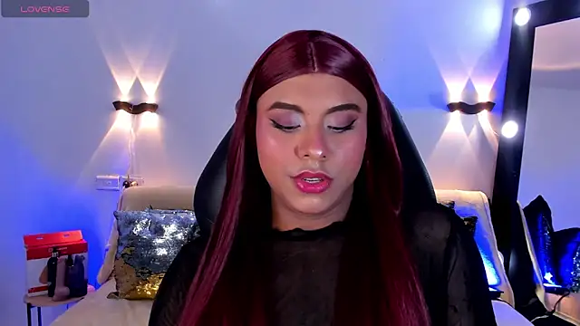 Emili_Roux Adlı Modelin Web Kamerası Şovu