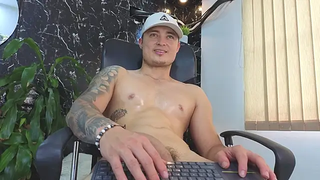 Alexander_ferren Live XXX chat