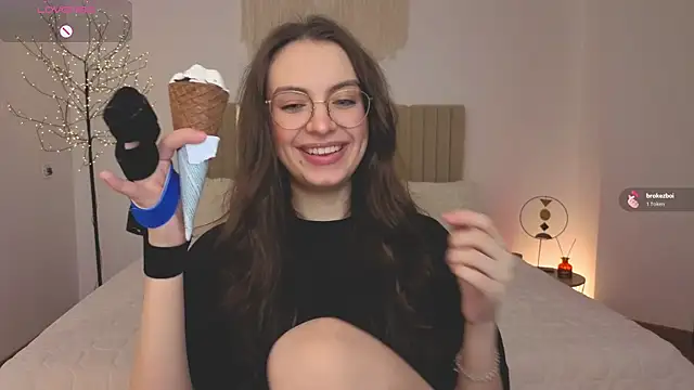 دردشة Real_cutie1 الجنسية المباشرة