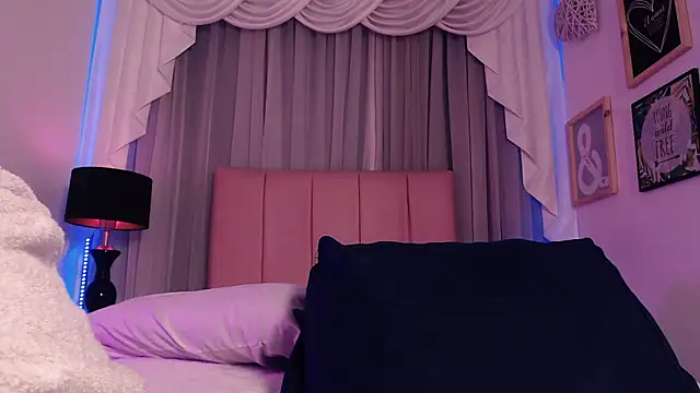 IsabelleDaza webcam show