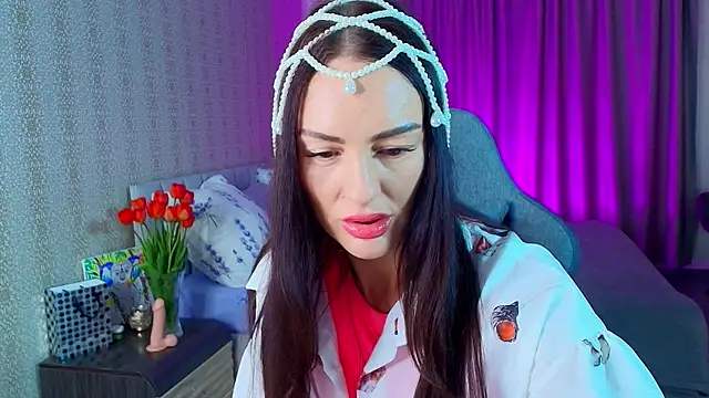 Chat XXX en directo de MalenaBelucci_