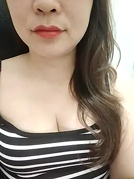 Chatroom XXX en direct de Cogai-nhutnhat