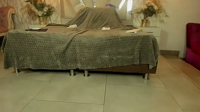 Mysterius_Woman élő XXX-chatje