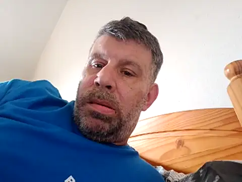 stud2512: απευθείας συνομιλία ΧΧΧ