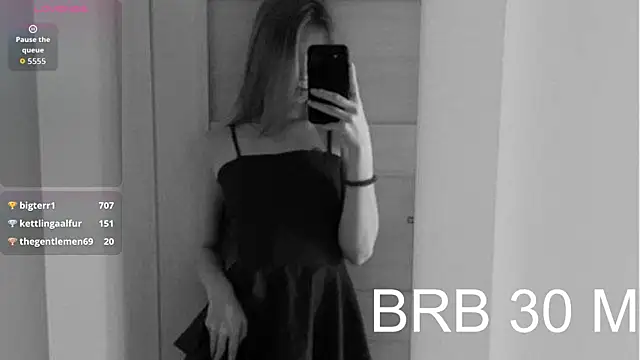 August_female Live XXX-Chat