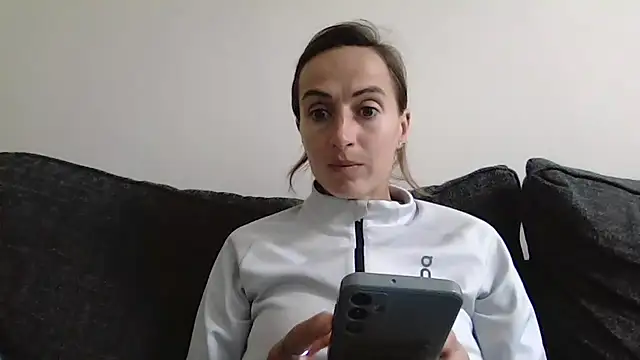 SportyBella_91 Live XXX-chat