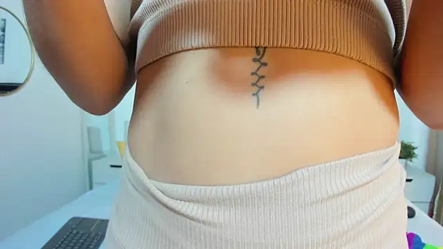ZulyMichels Adlı Modelin Canlı XXX Sohbeti