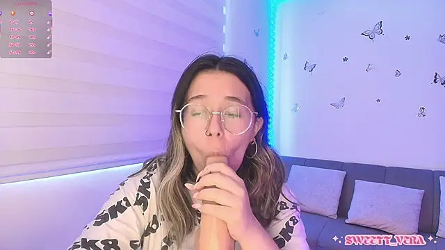 Онлайн чат XXX sweettvera