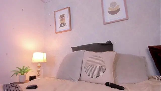 Caroline_dh Live XXX Chat