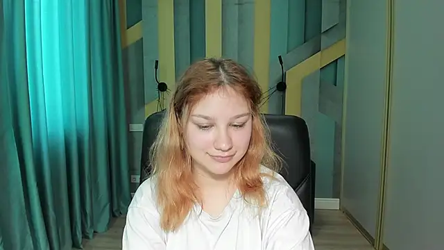 Онлайн чат XXX AngelinaLow