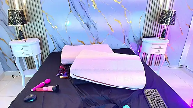 AprillRoss Chat XXX in diretta