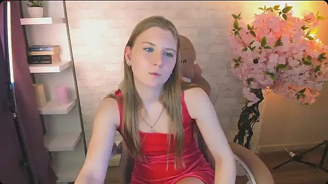 Caroline_Desire_ 现场XXX聊天