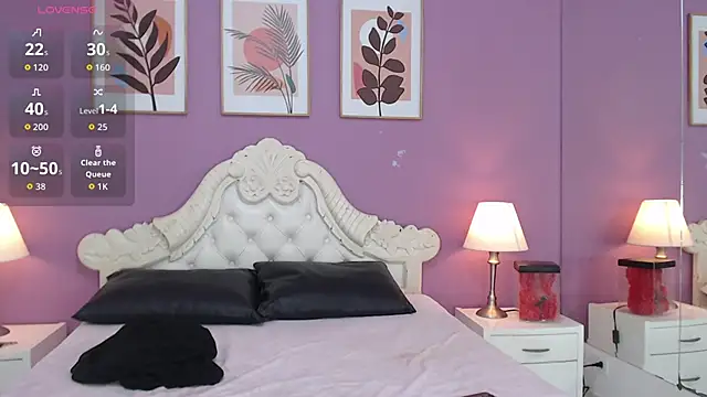 YayaQueen 现场XXX聊天