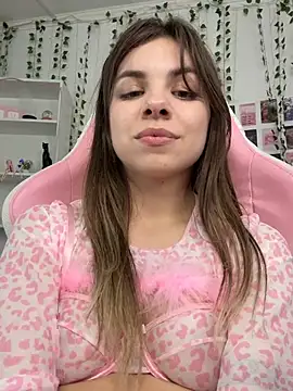 Mila_Cutie 即時 XXX 聊天