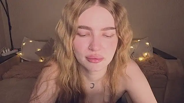 ViolettaLopez 现场XXX聊天
