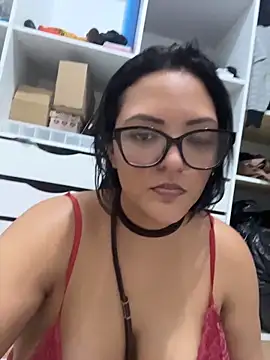 Chat +18 de AuroraChest ao vivo