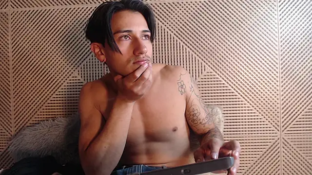 Andy_Joy_ Pertunjukan Webcam
