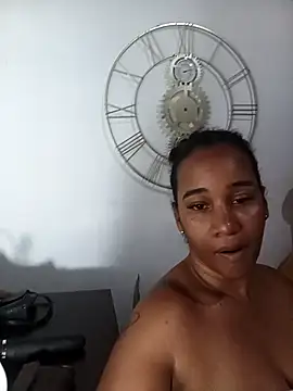 EbonyHorrny Live XXX-Chat