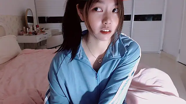 Miu1_girl's Webcam Show