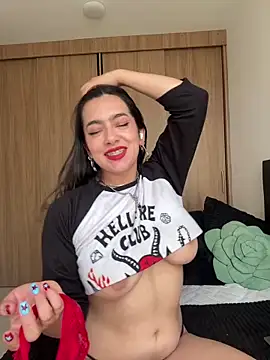 Nicollemays Live XXX Chat
